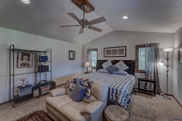 20671 TEDDY CT, Sturgis, SD 57785