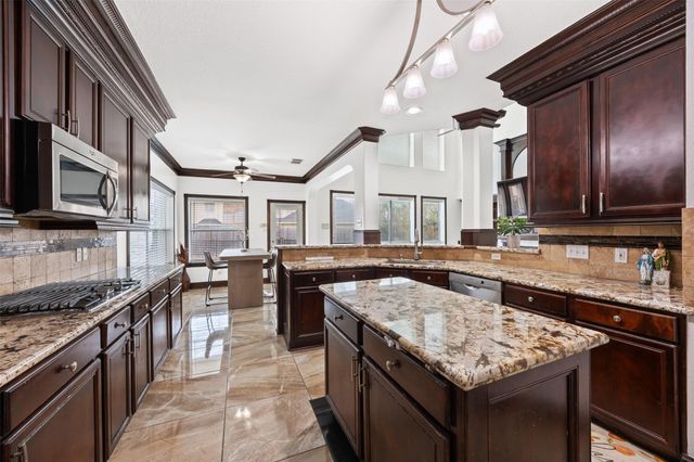 1126 Pinsonfork Drive, Spring, TX 77379