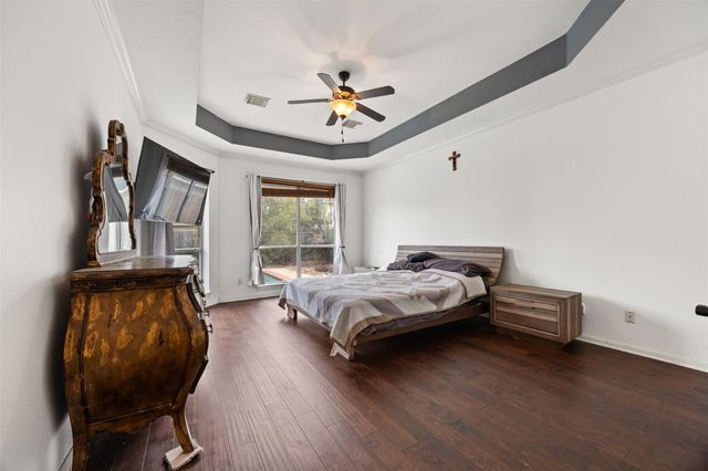 1126 Pinsonfork Drive, Spring, TX 77379