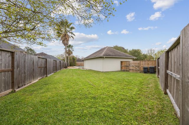 1126 Pinsonfork Drive, Spring, TX 77379