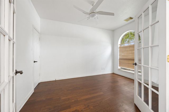 1126 Pinsonfork Drive, Spring, TX 77379