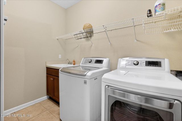 10013 LOGAN FALLS Court, Jacksonville, FL 32222