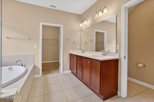 10013 LOGAN FALLS Court, Jacksonville, FL 32222