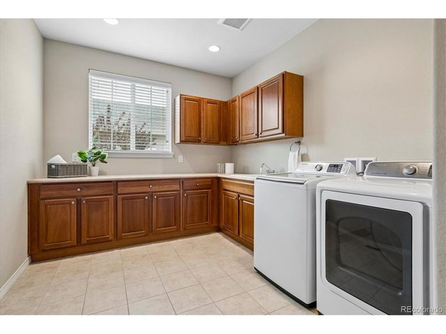 678 Eveningsong Dr, Castle Rock, CO 80104
