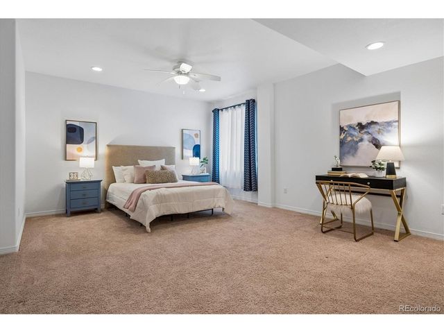 678 Eveningsong Dr, Castle Rock, CO 80104