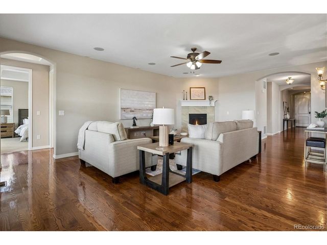 678 Eveningsong Dr, Castle Rock, CO 80104