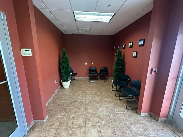 7603 East 32nd Street, Joplin, MO 64804