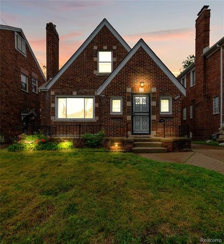 18951 Santa Rosa Drive, Detroit, MI 48221