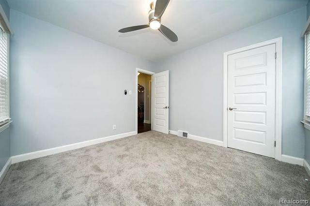 18951 Santa Rosa Drive, Detroit, MI 48221