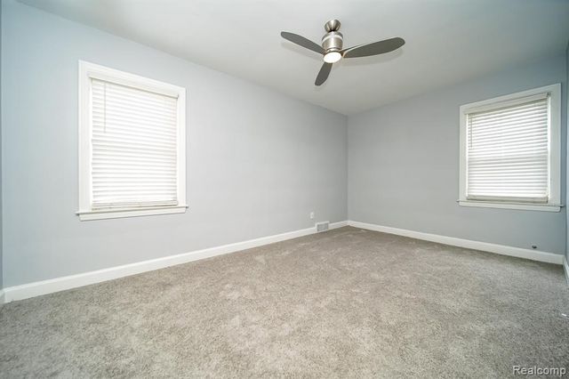 18951 Santa Rosa Drive, Detroit, MI 48221