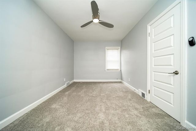 18951 Santa Rosa Drive, Detroit, MI 48221