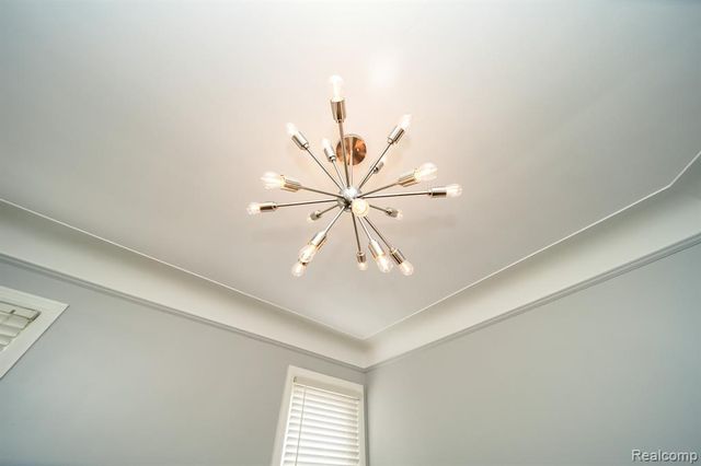 18951 Santa Rosa Drive, Detroit, MI 48221