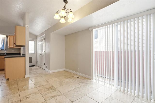 2324 W 4175 S, Taylorsville, UT 84129