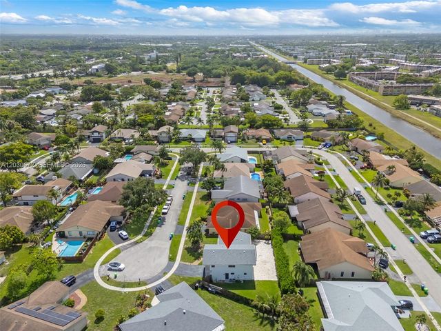 9340 NW 32nd St, Sunrise, FL 33351