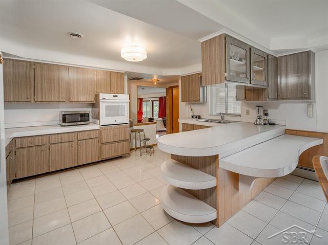 5171 Lorin Drive, Shelby Twp, MI 48316