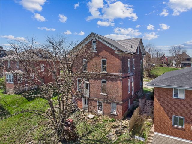 37 Division St, City Of Greensburg, PA 15601