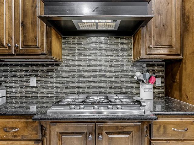 13213 NW 5th Street, Yukon, OK 73099