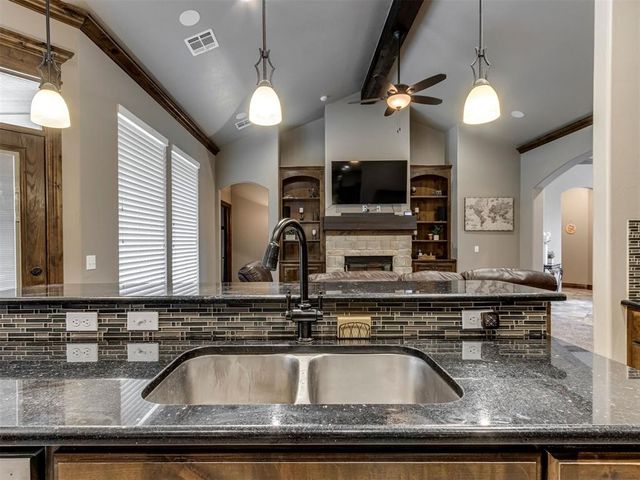 13213 NW 5th Street, Yukon, OK 73099