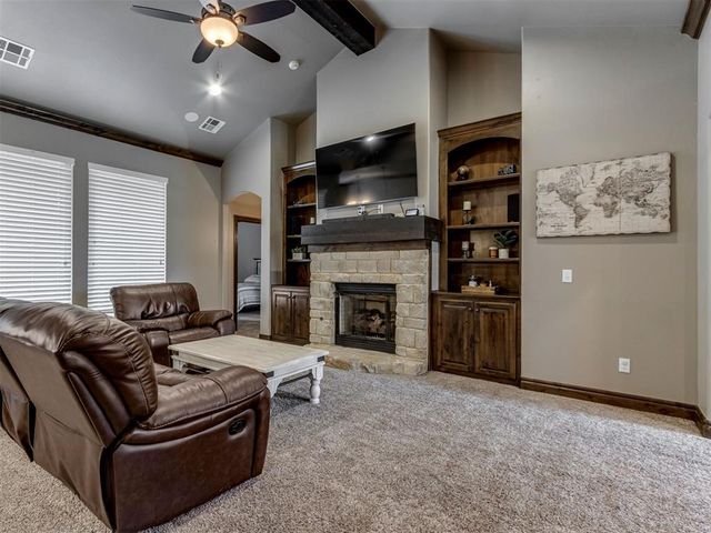 13213 NW 5th Street, Yukon, OK 73099