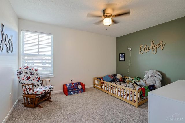 1502 Knightsbridge Court, Carlisle, OH 45005