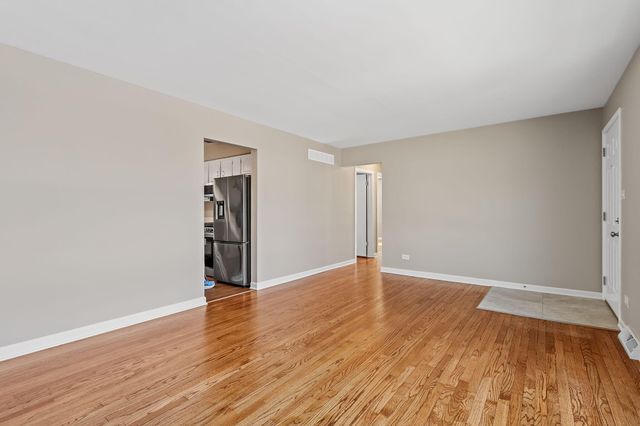 8941 Ohio Place, Highland, IN 46322