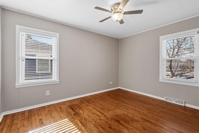 8941 Ohio Place, Highland, IN 46322