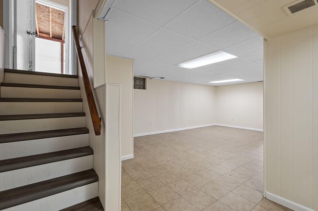 8941 Ohio Place, Highland, IN 46322