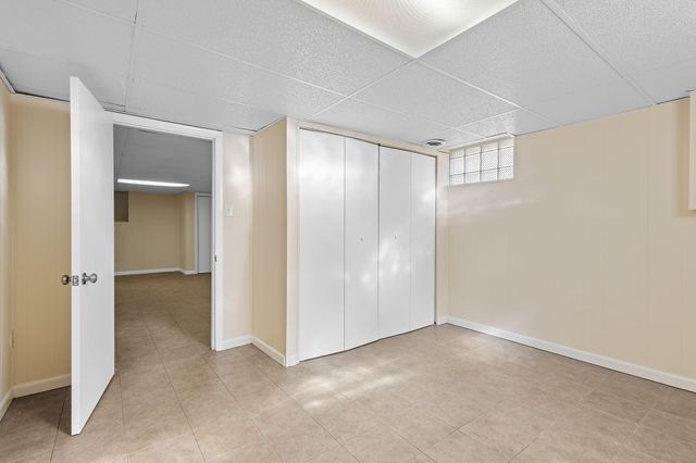 8941 Ohio Place, Highland, IN 46322