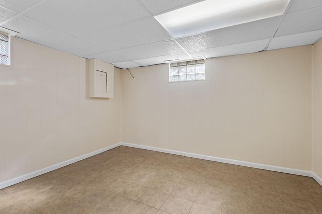 8941 Ohio Place, Highland, IN 46322