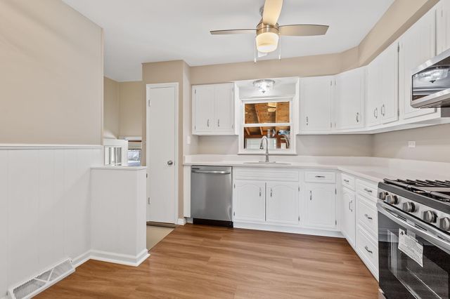 8941 Ohio Place, Highland, IN 46322