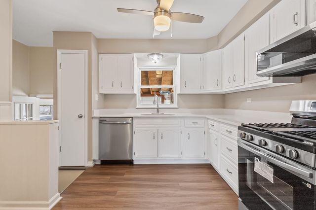 8941 Ohio Place, Highland, IN 46322