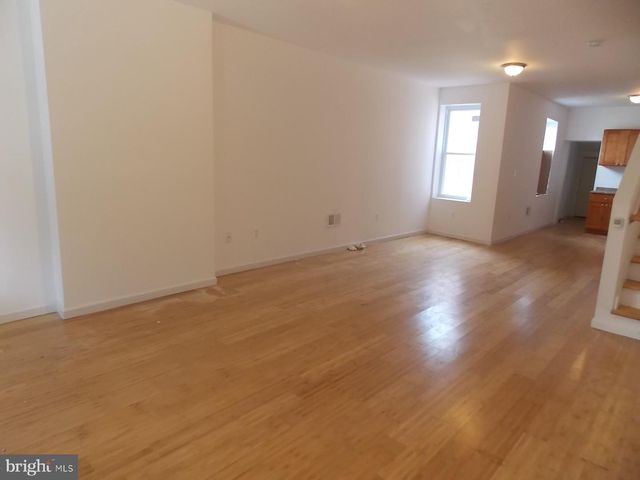 835 N 39TH ST, Philadelphia, PA 19104
