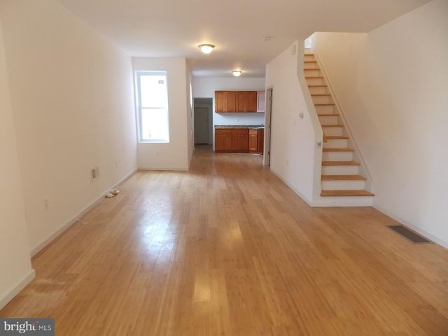 835 N 39TH ST, Philadelphia, PA 19104