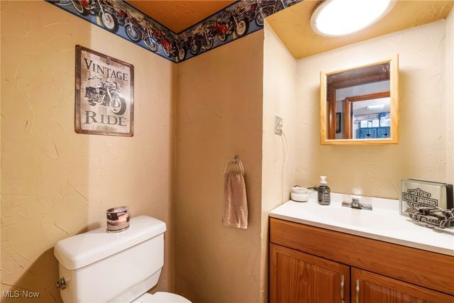 15167 Cricket Lane, East Liverpool, OH 43920