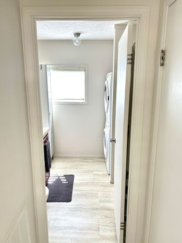 613 Jasmine Lane, Deerfield Beach, FL 33442