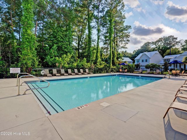 6110 Shinnwood Road, Wilmington, NC 28409