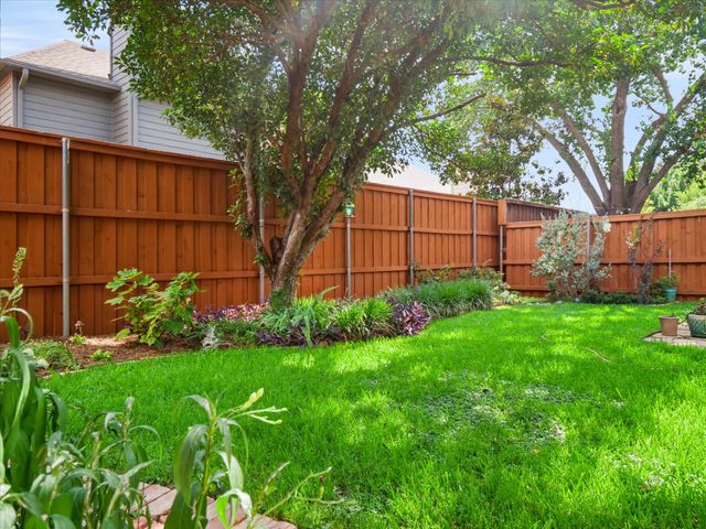 4040 Rive Lane, Addison, TX 75001