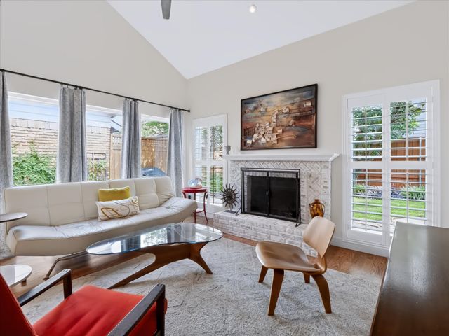4040 Rive Lane, Addison, TX 75001
