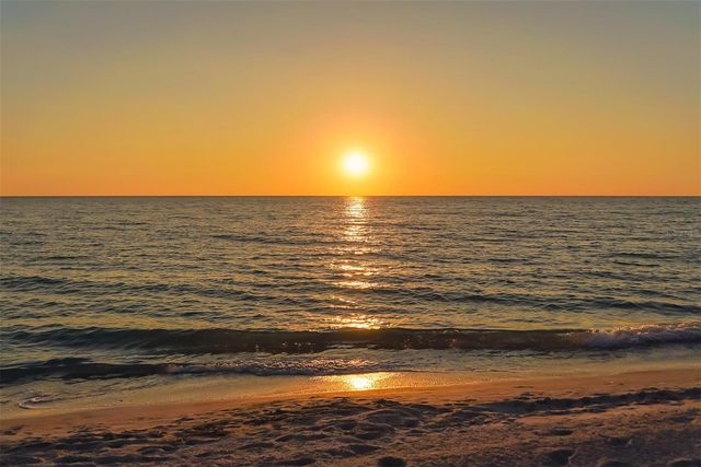 9034 MIDNIGHT PASS ROAD 6, Sarasota, FL 34242