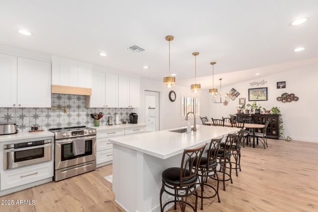 12630 W EVENINGSIDE Drive, Sun City West, AZ 85375