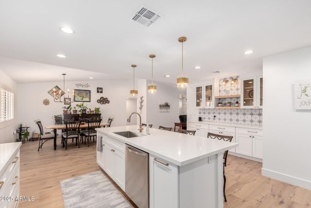 12630 W EVENINGSIDE Drive, Sun City West, AZ 85375