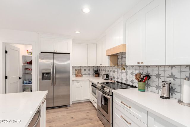 12630 W EVENINGSIDE Drive, Sun City West, AZ 85375