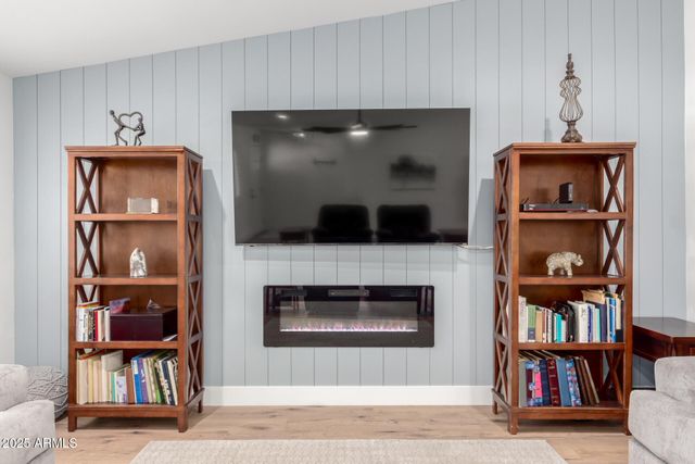 12630 W EVENINGSIDE Drive, Sun City West, AZ 85375