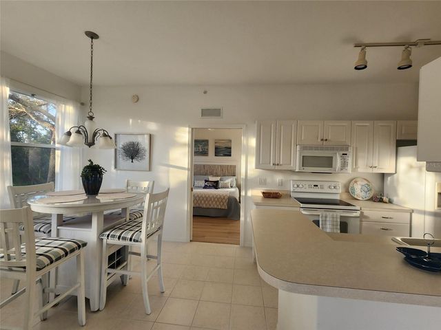 4442 CORSO VENETIA BOULEVARD A14, Venice, FL 34293