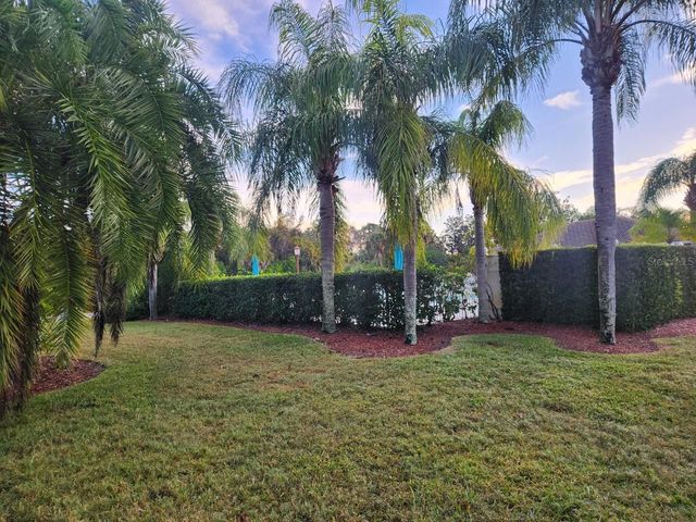 4442 CORSO VENETIA BOULEVARD A14, Venice, FL 34293