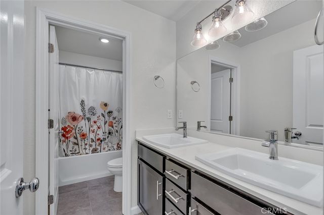 324 Shafer Trail Court, Merced, CA 95341