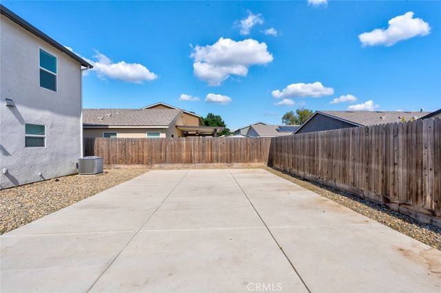 324 Shafer Trail Court, Merced, CA 95341