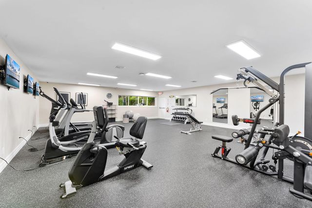 801 S FEDERAL Highway 1004, Pompano Beach, FL 33062