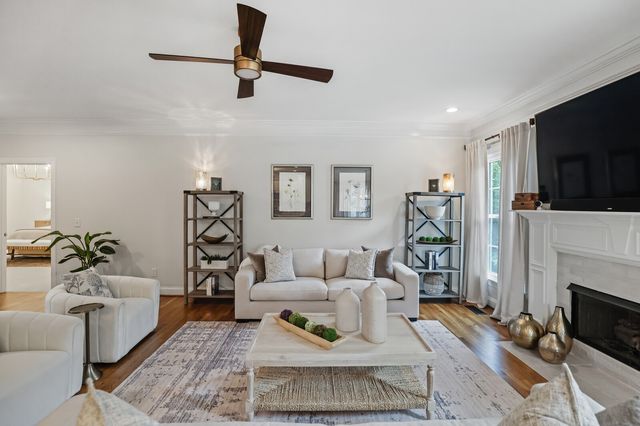 2020 Valley Brook Dr, Brentwood, TN 37027
