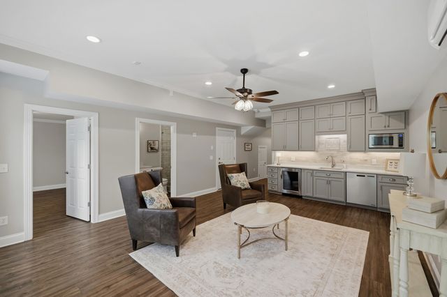 2020 Valley Brook Dr, Brentwood, TN 37027